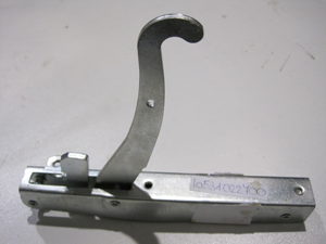 Oven door hinge 700S/900 left