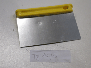 Stěrka nerezová šířka 16cm