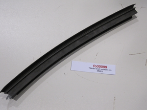 Vertical door seal for MM2/3