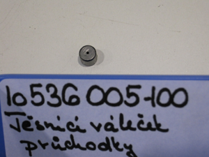 Sealing roller of the grommet-capillary screen