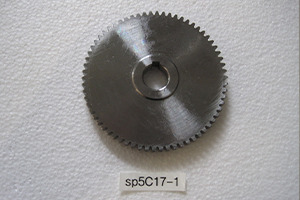 Gear wheel RM-500, 502 pos.17