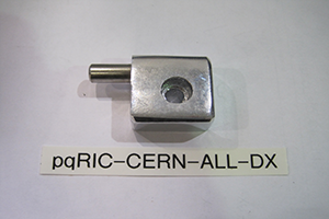 Right PSP-300 lid hinge attachment